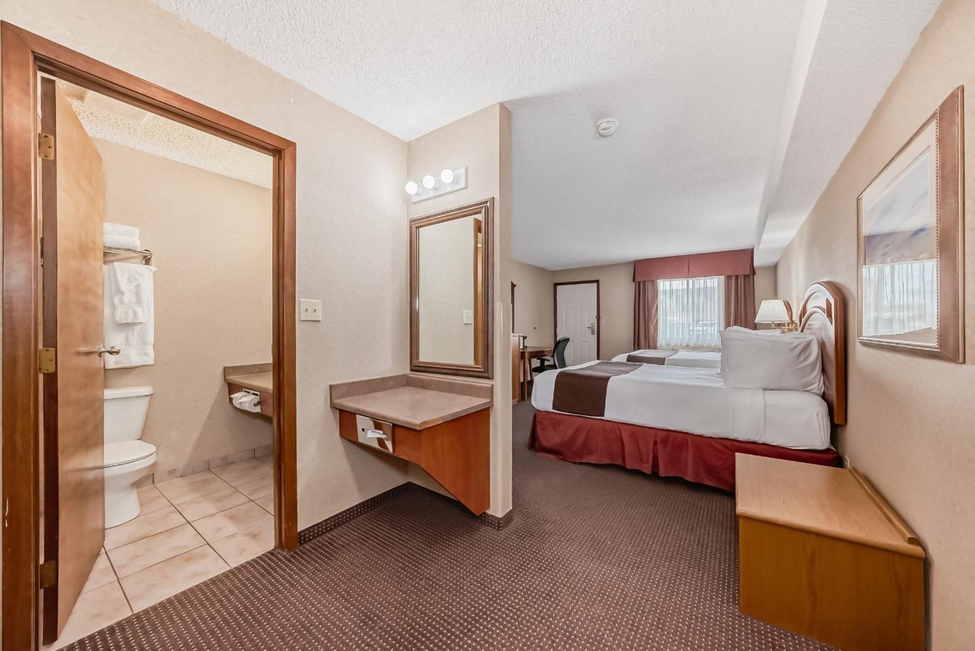 Stony Plain Inn & Suites 外观 照片