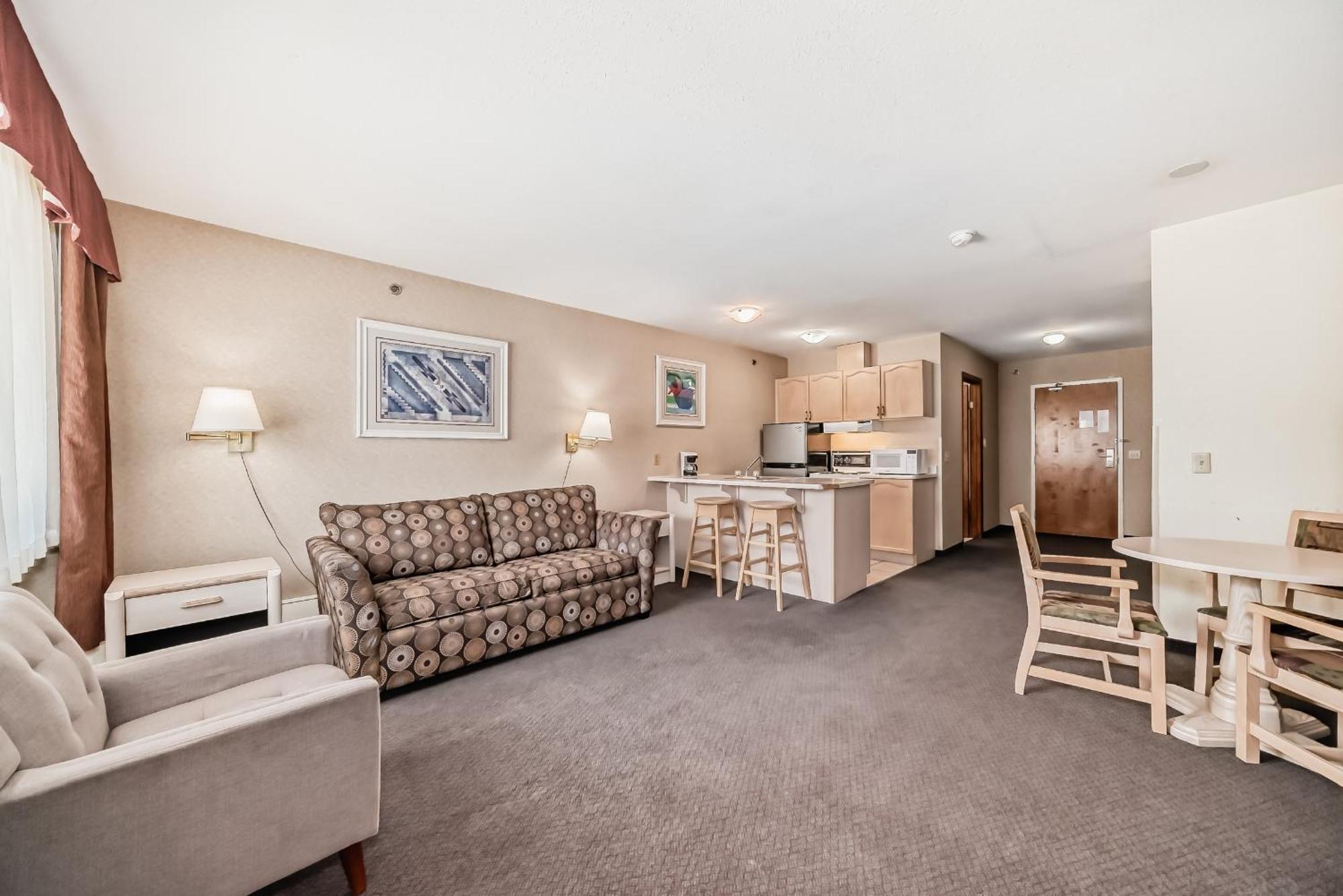 Stony Plain Inn & Suites 外观 照片