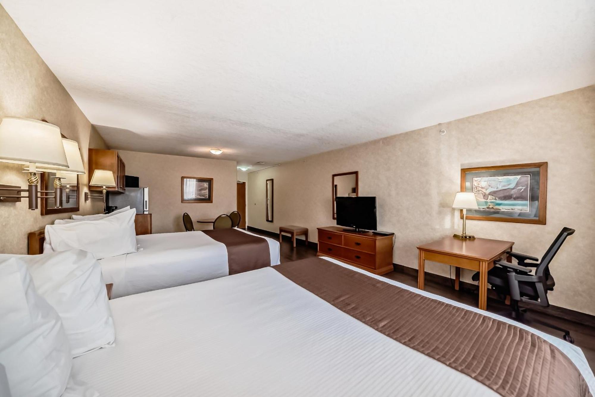 Stony Plain Inn & Suites 外观 照片