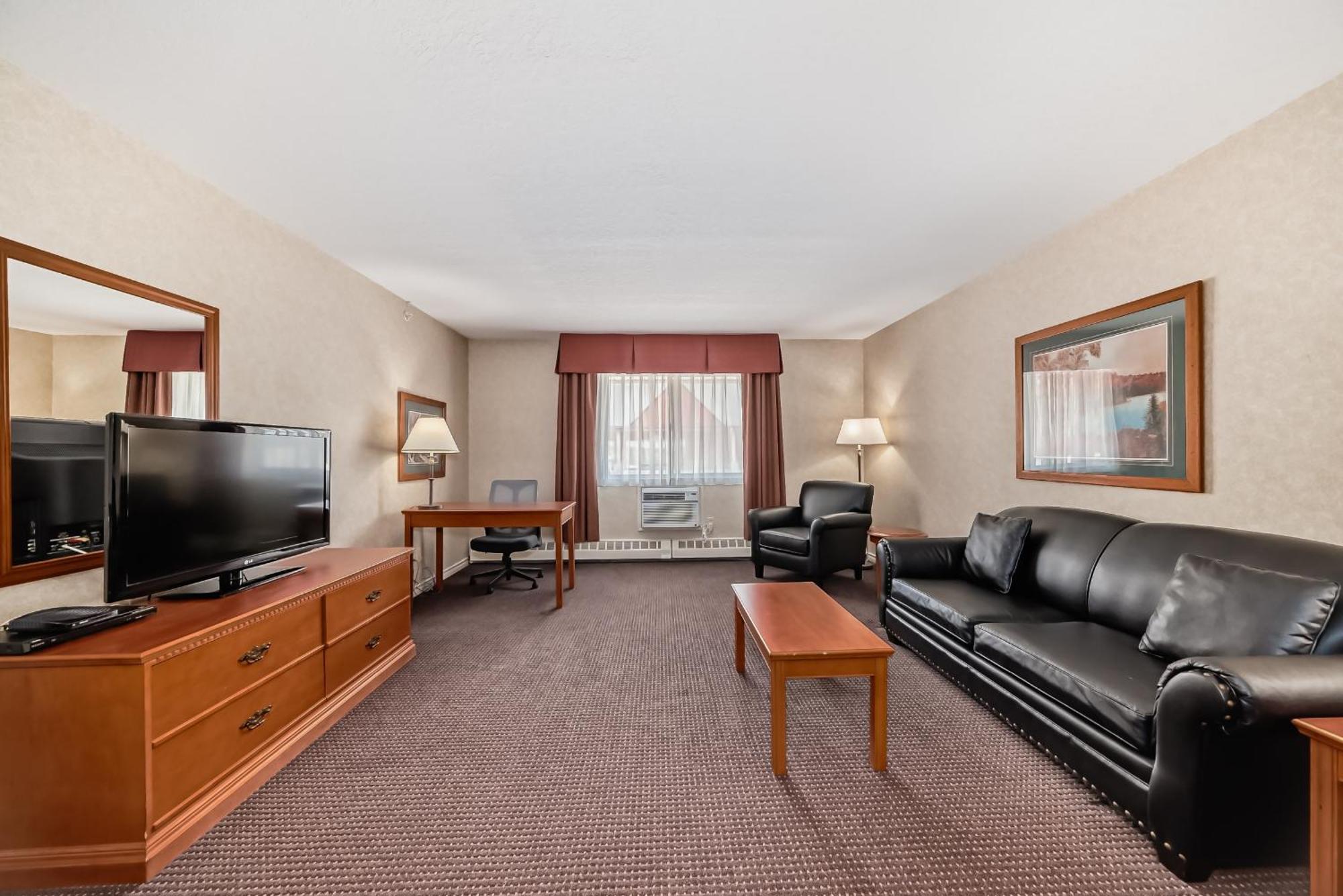 Stony Plain Inn & Suites 外观 照片