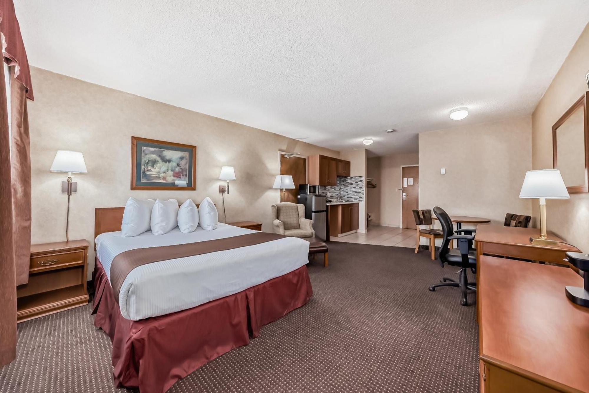 Stony Plain Inn & Suites 外观 照片